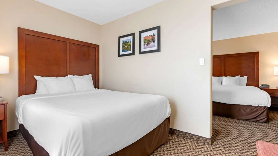 Comfort Inn Lethbridge Suite