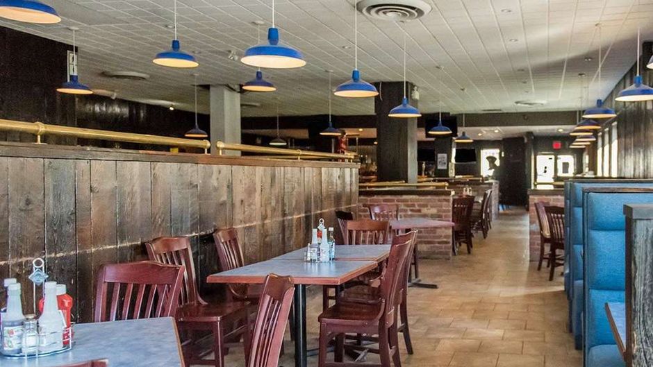 Econo Lodge Smiths Falls Restaurant