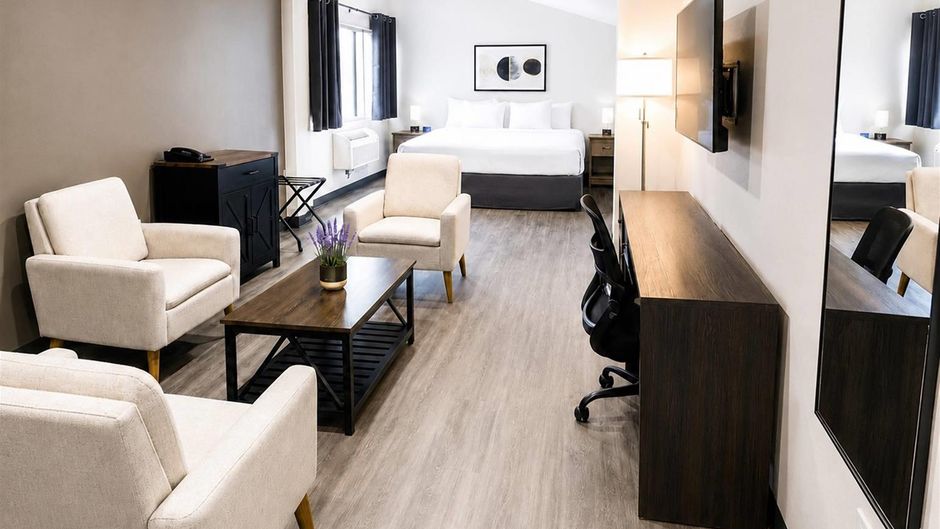 Quality Inn & Suites Conference Suite