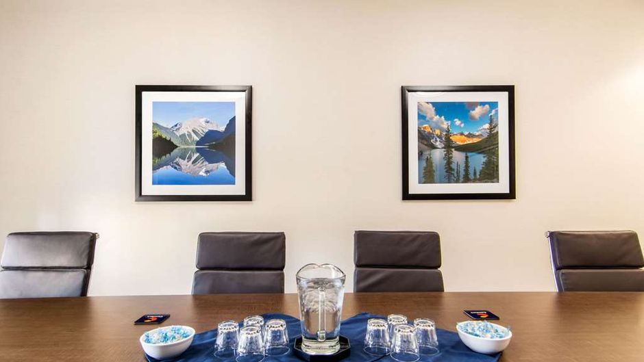 Comfort Inn & Suites Red Deer Meeting