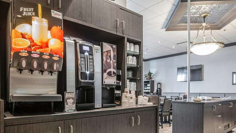 Quality Suites Restaurant