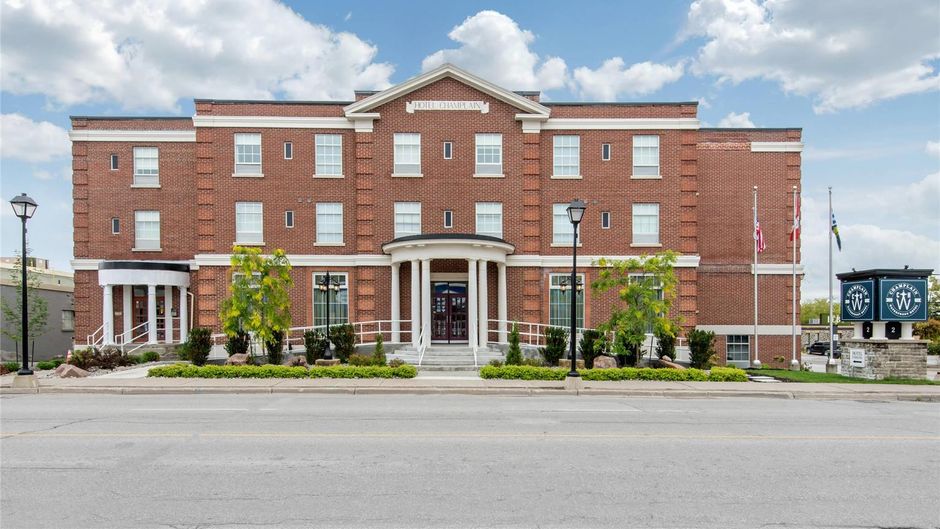 Champlain Waterfront Hotel, an Ascend Exterior