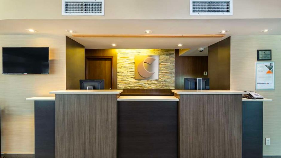 Comfort Inn Lobby