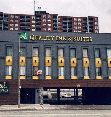 Quality Inn & Suites Downtown Windsor