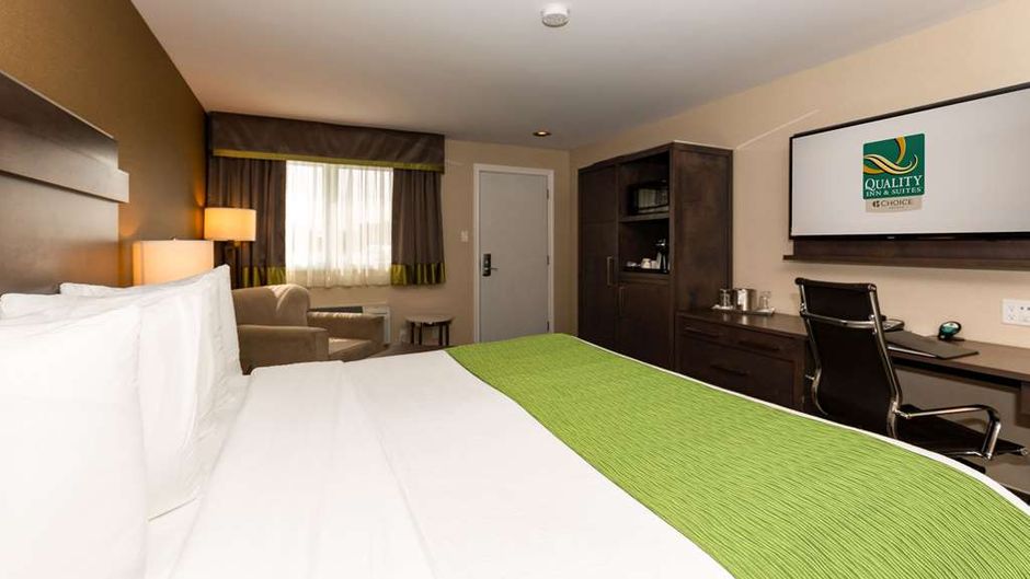 Quality Inn & Suites Matane Room