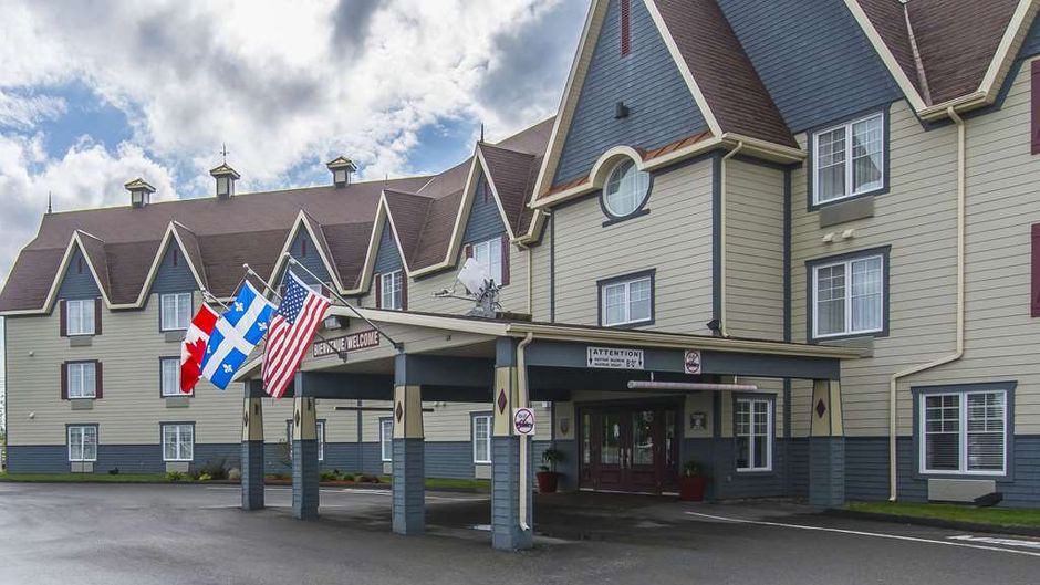 Quality Inn Exterior