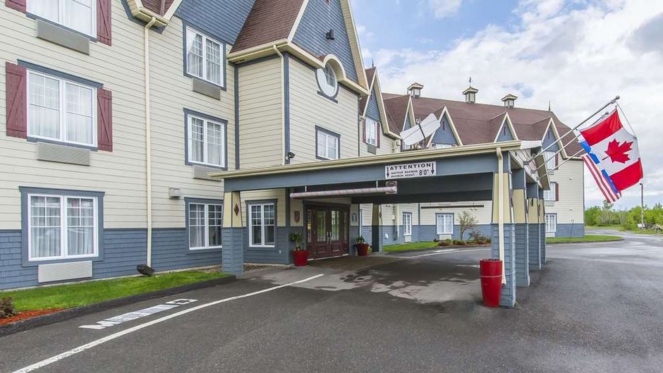 Quality Inn Exterior