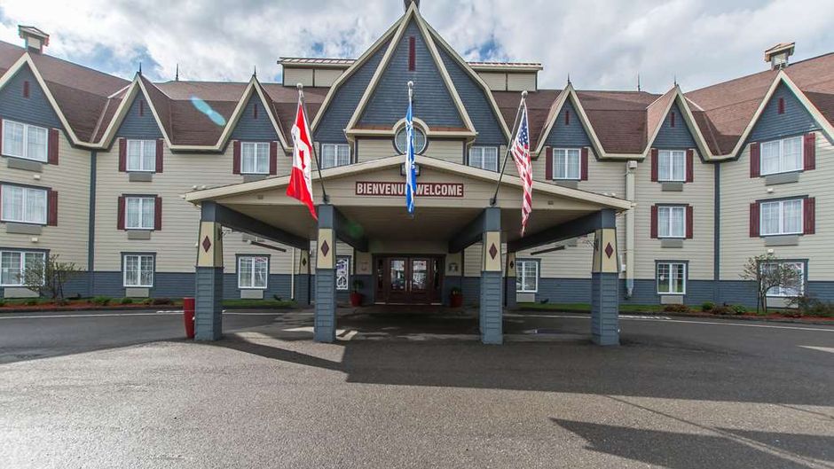Quality Inn Exterior
