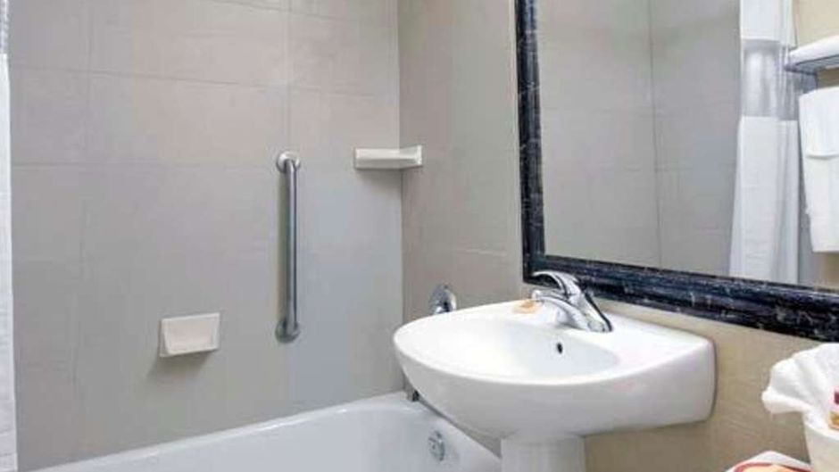 Econo Lodge City Centre Kingston Room