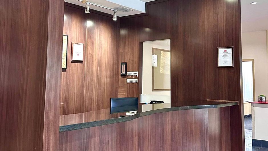 Econo Lodge City Centre Kingston Lobby