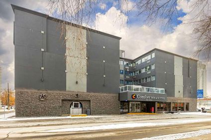 Comfort Inns & Suites