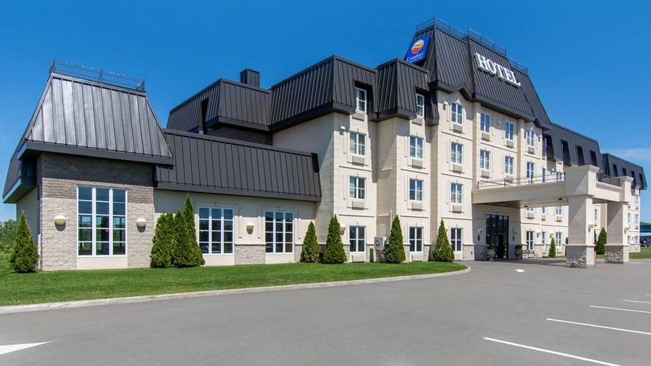 Comfort Inn & Suites Saint-Nicolas Exterior