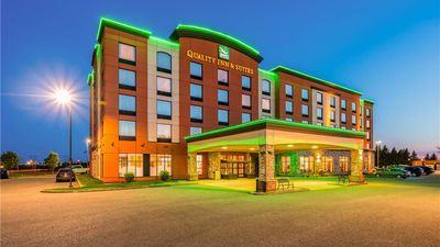 Quality Inn & Suites Levis
