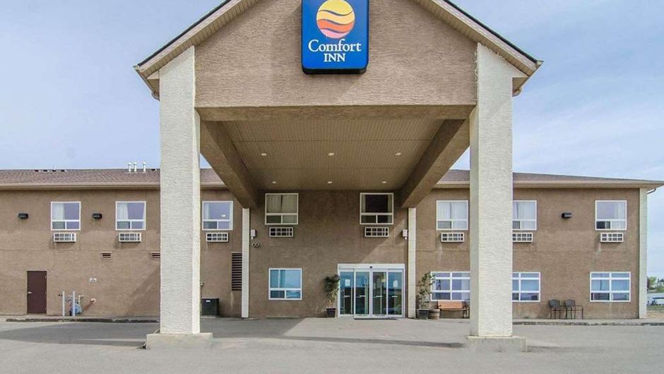 Comfort Inn Dawson Creek Exterior