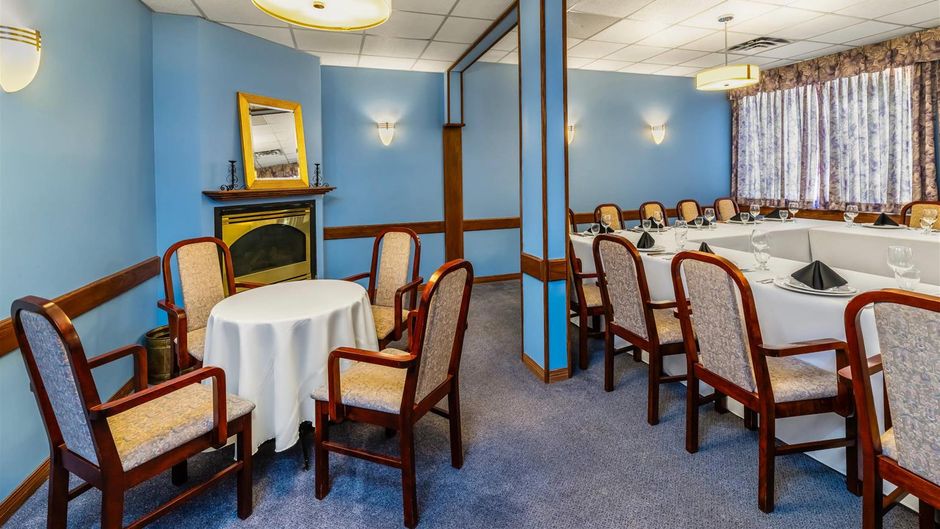Quality Inn & Suites Meeting