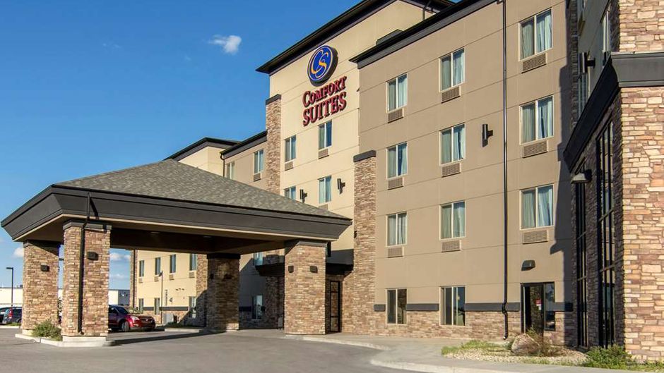 Comfort Suites Saskatoon Exterior