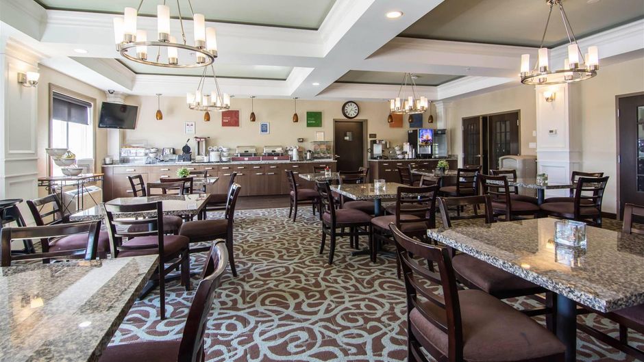 Comfort Inn & Suites Fort Saskatchewan Restaurant