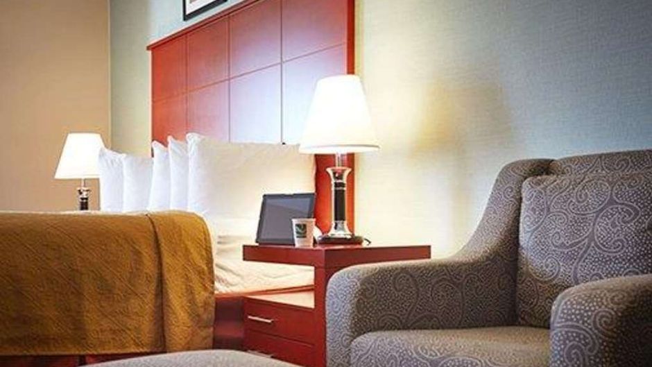 Quality Inn Southampton Room