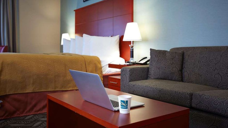 Quality Inn Southampton Suite