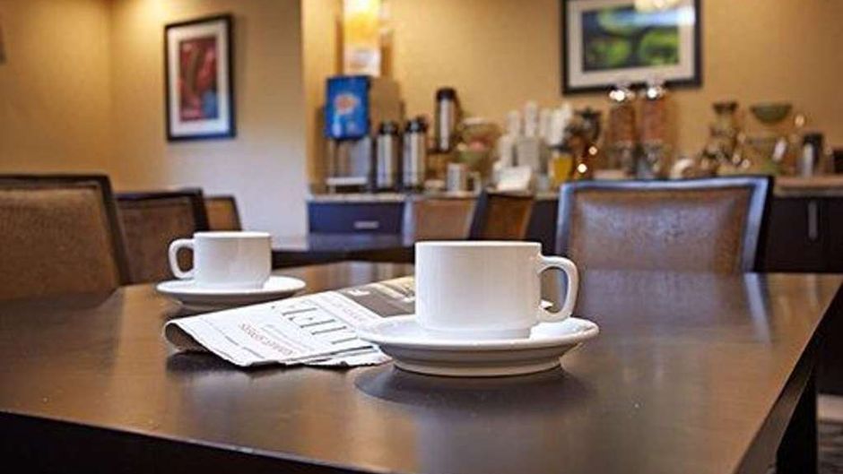 Quality Inn Southampton Restaurant