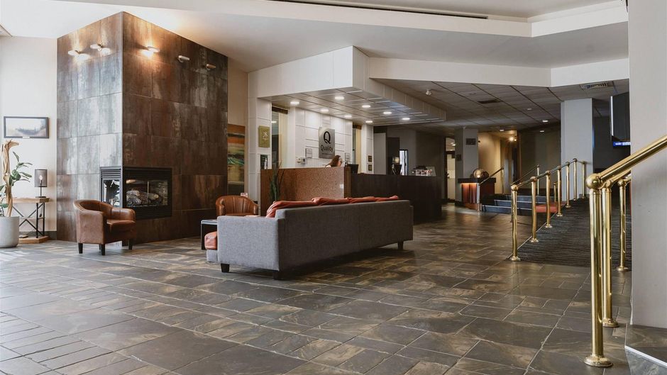 Quality Inn Rouyn-Noranda Lobby
