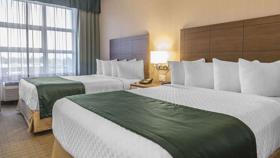 Quality Inn Sept-Iles Room
