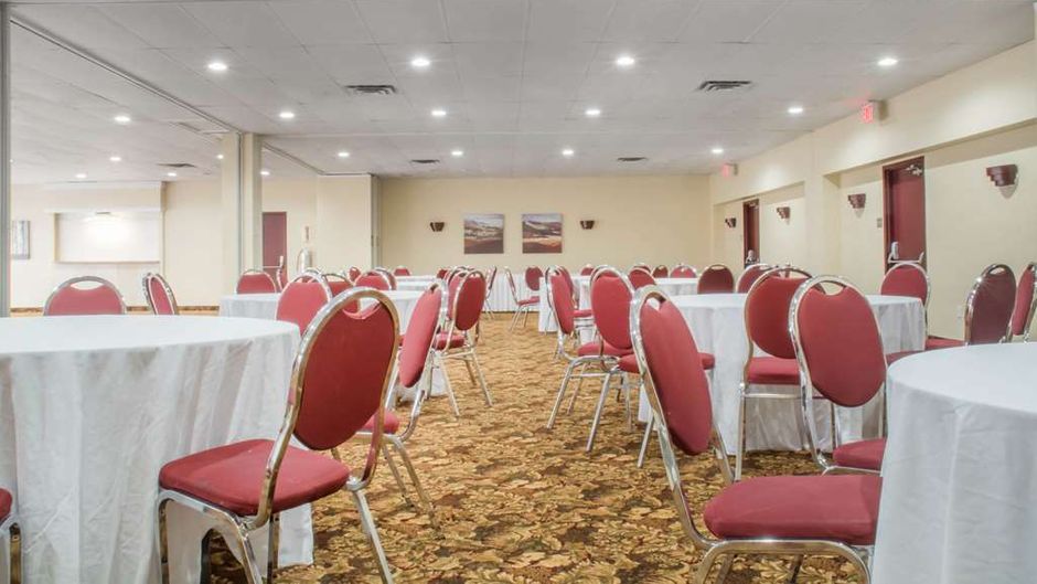 Quality Inn Bracebridge Meeting