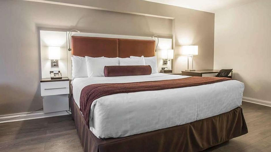 The St James Hotel, an Ascend Collection Room