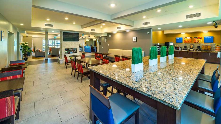 Comfort Inn & Suites Terrace Restaurant