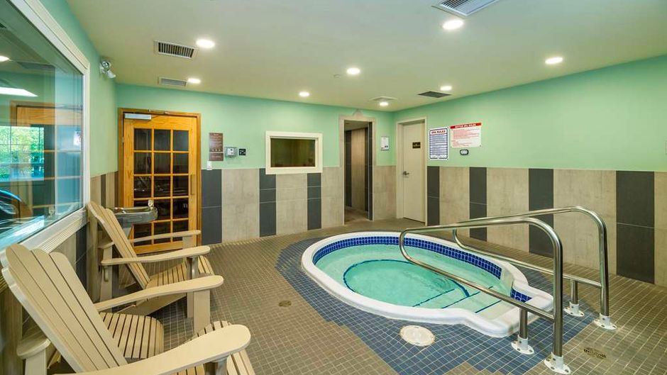 Comfort Inn & Suites Terrace Pool