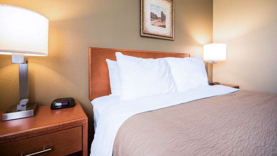 Comfort Inn Langley/Aldergrove Suite