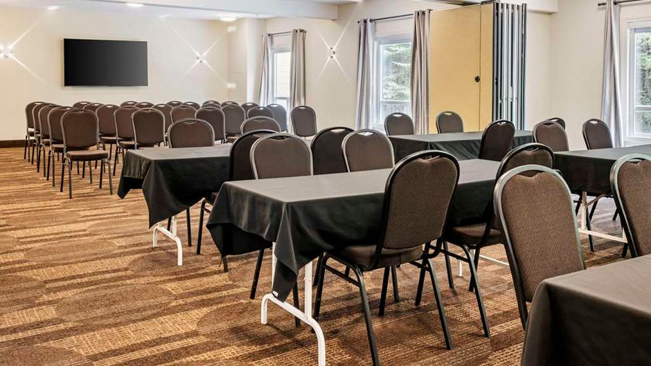 Quality Inn Airport, Dieppe Meeting