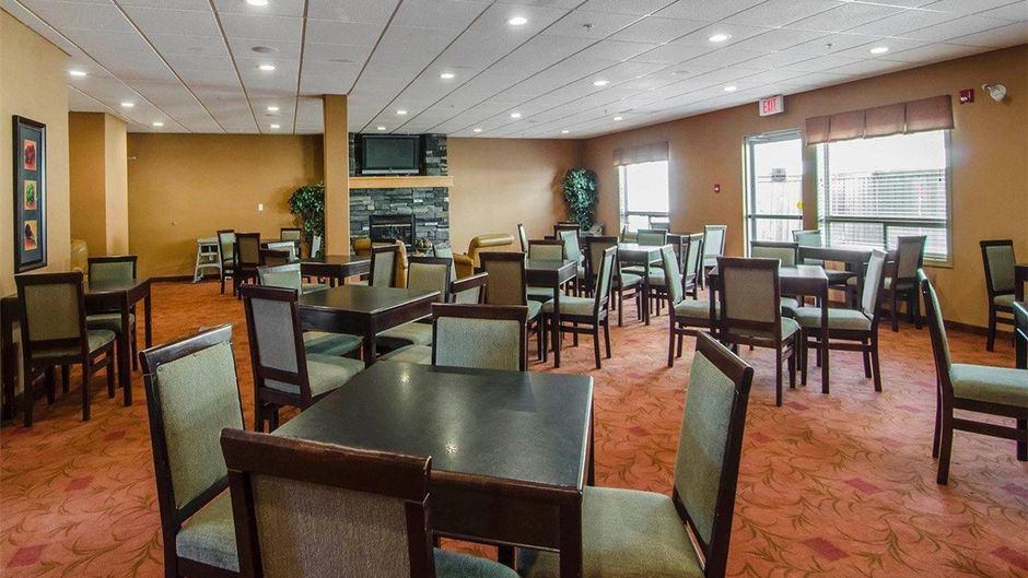Quality Inn & Suites, Grand Prairie Restaurant
