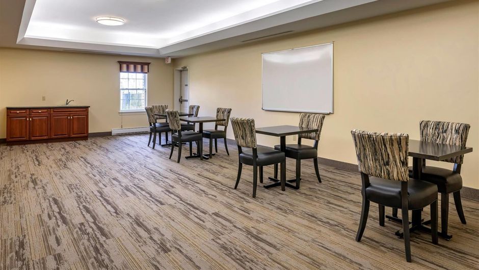 Quality Inn and Suites Quispamsis Meeting