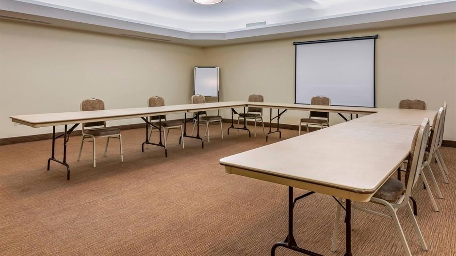 Quality Inn and Suites Quispamsis Meeting