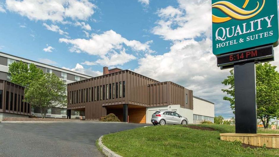 Quality Hotel & Suites Gander Exterior