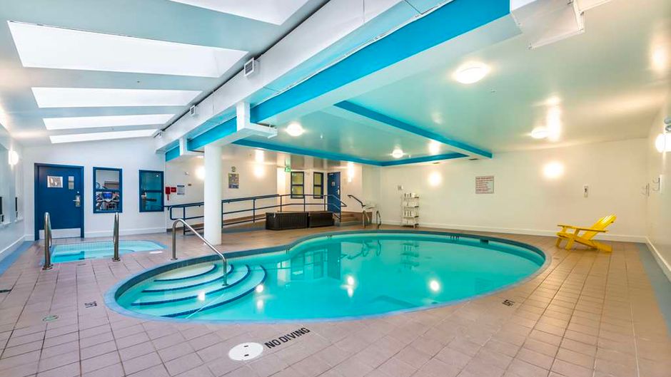 Clarion Hotel & Conference Centre Pool