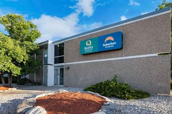 Quality Inn & Suites