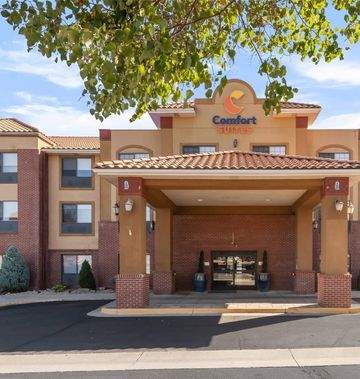 Comfort Suites Lakewood