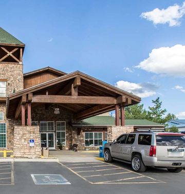 Quality Inn & Suites Summit County
