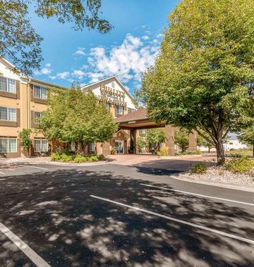 Quality Inn & Suites University