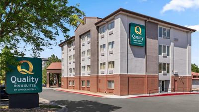 Quality Inn & Suites - DIA