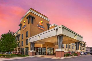 Comfort Suites