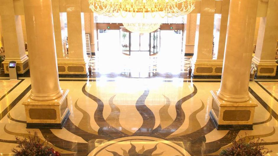 Clarion Hotel Xichang Lobby
