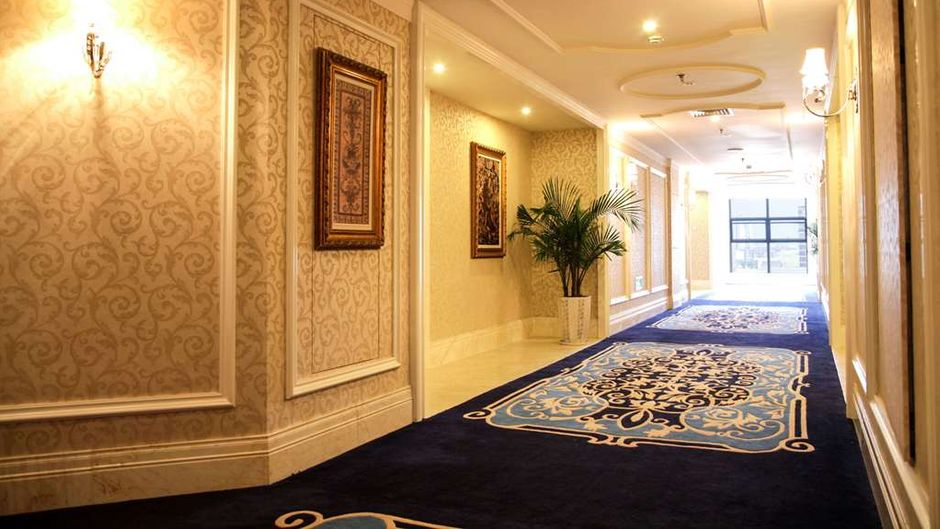 Clarion Hotel Xichang Lobby