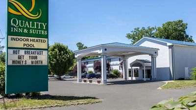 Quality Inn & Suites
