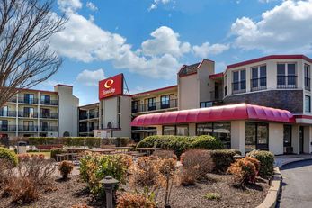 Econo Lodge Resort