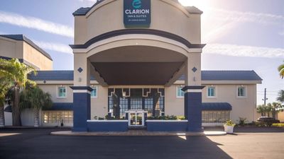 Clarion Inn & Suites Clearwater