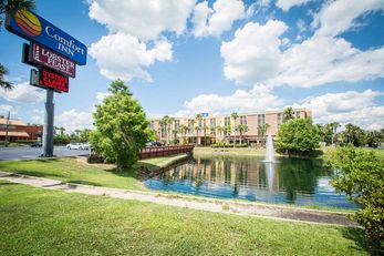 Comfort Inn and Suites Kissimmee by the Parks