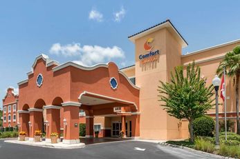Comfort Suites
